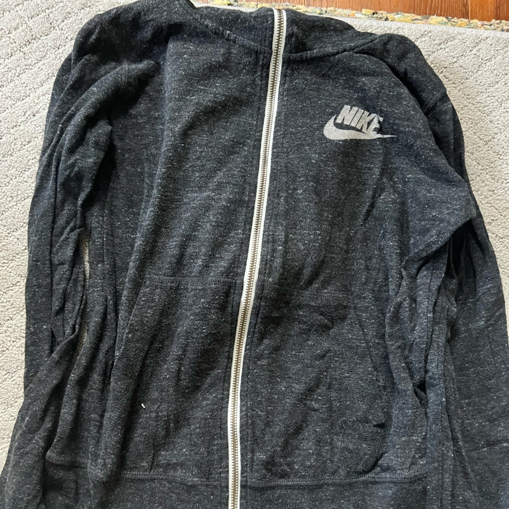 Women’s lightweight zip up hoodie